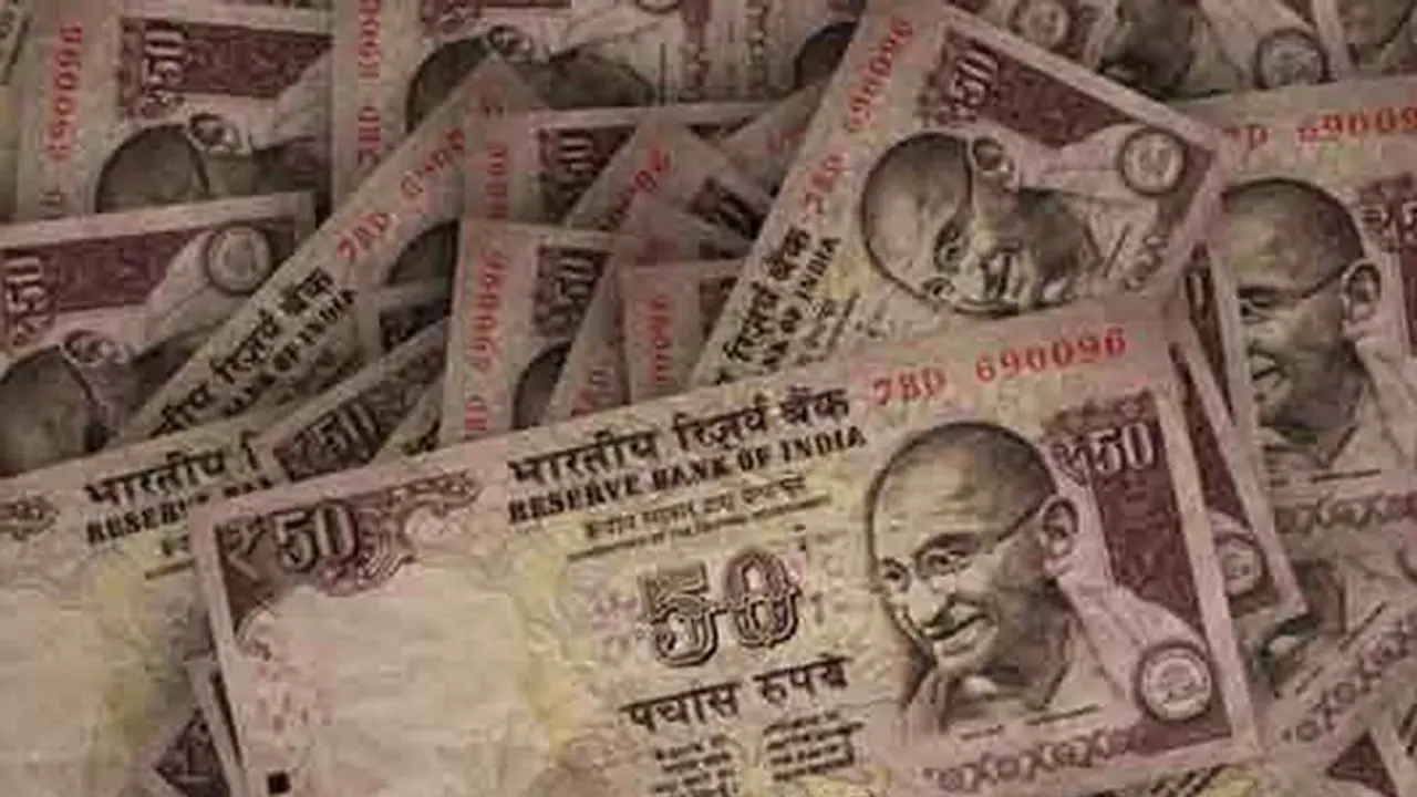 RBIನ ವಿಶೇಷ ಸುರಕ್ಷತಾ ಫೀಚರ್ಸ್'ನೊಂದಿಗೆ ಸದ್ಯದಲ್ಲೇ ಬರಲಿದೆ 50 ರೂ. ಹೊಸ ನೋಟು! RBIನ ವಿಶೇಷ ಸುರಕ್ಷತಾ ಫೀಚರ್ಸ್'ನೊಂದಿಗೆ ಸದ್ಯದಲ್ಲೇ ಬರಲಿದೆ 50 ರೂ. ಹೊಸ ನೋಟು!