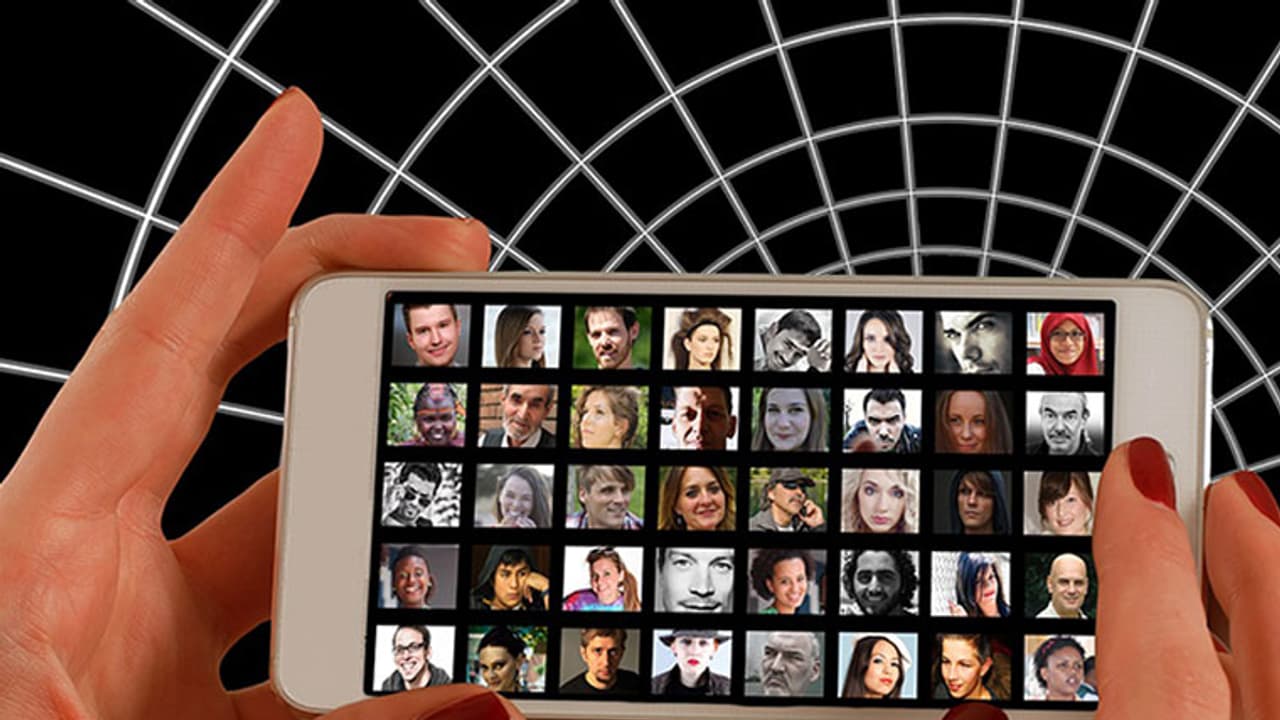 സംഗീത ഫ്രം ആലപ്പുഴ, കണ്ണൂര്‍!