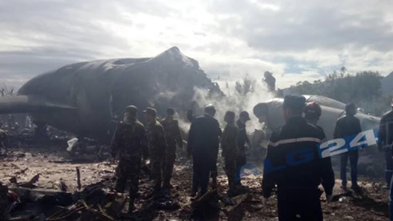 ಅಲ್ಜಿರಿಯಾ ವಿಮಾನ ಅಪಘಾತ : 100 ಮಂದಿ ಸಾವು ಅಲ್ಜಿರಿಯಾ ವಿಮಾನ ಅಪಘಾತ : 100 ಮಂದಿ ಸಾವು