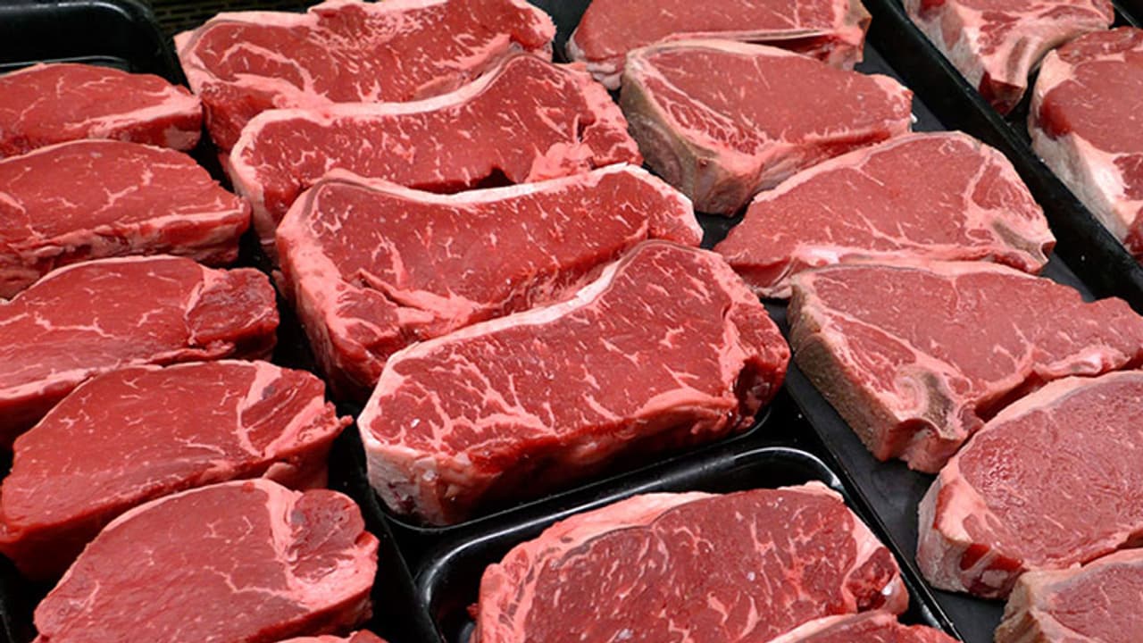 Law college issues memo to student for cooking beef on campus Law college issues memo to student for cooking beef on campus