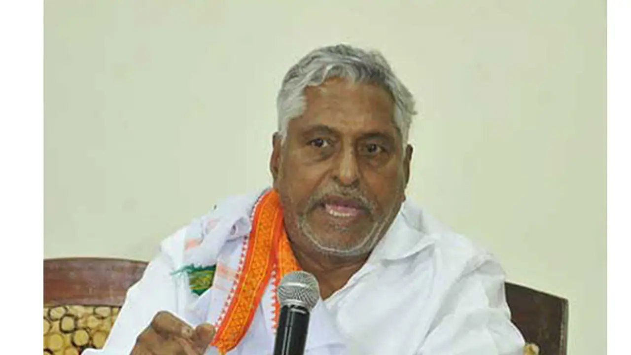 జగిత్యాల జిల్లాలో టీఆర్ఎస్ హవా: బీటలు వారిన కాంగ్రెస్, టీడీపీ కోటలు జగిత్యాల జిల్లాలో టీఆర్ఎస్ హవా: బీటలు వారిన కాంగ్రెస్, టీడీపీ కోటలు