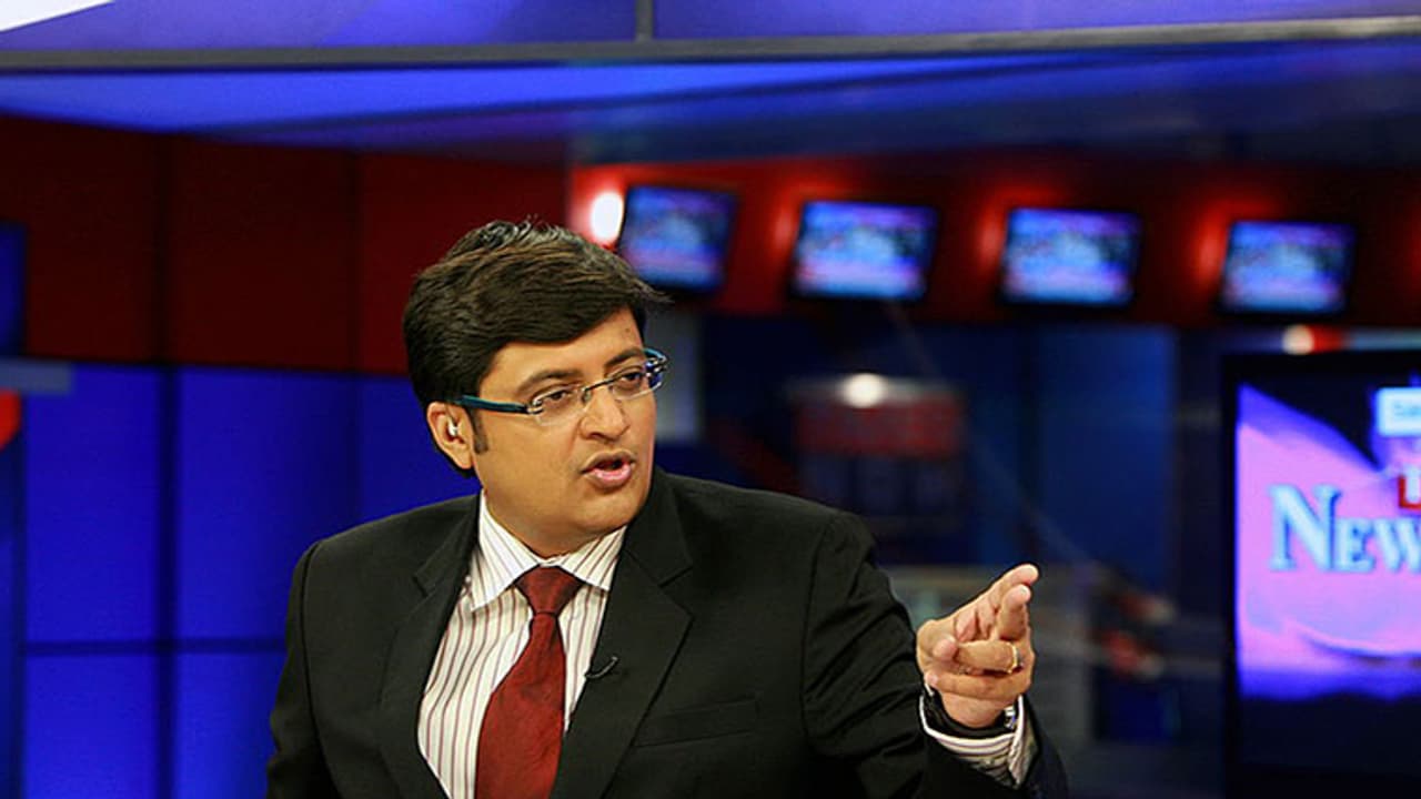 അര്‍ണാബ് ഗോസ്വാമിയെ ചോദ്യം ചെയ്ത പൊലീസ് ഉദ്യോഗസ്ഥന്‍ കൊവിഡ് പോസിറ്റീവെന്ന് ഹരീഷ് സാല്‍വേ