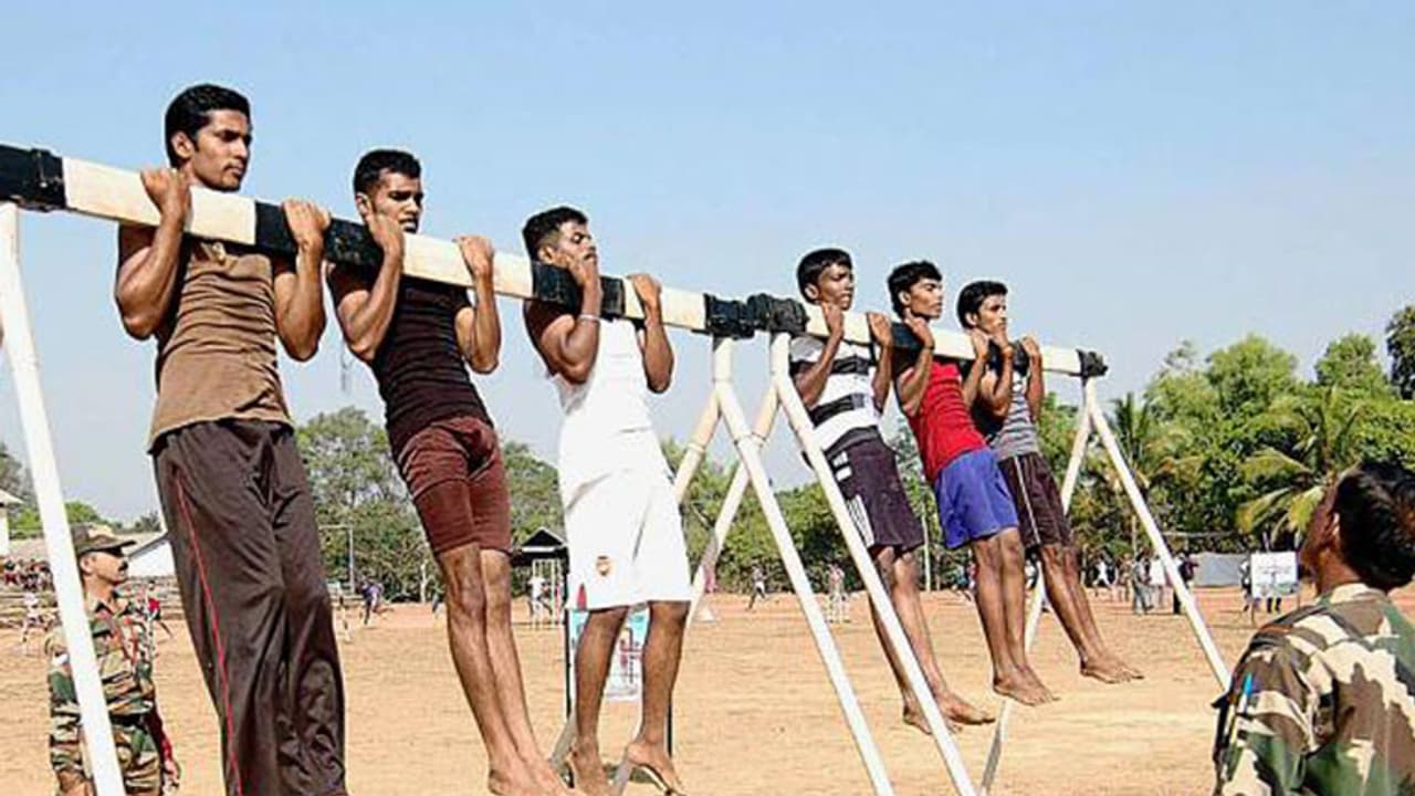 Agniveer Recruitment 2022 : यूपी में कब से होगी अग्निवीर की भर्ती, जान लें दिन, समय और तारीख Agniveer Recruitment 2022 : यूपी में कब से होगी अग्निवीर की भर्ती, जान लें दिन, समय और तारीख