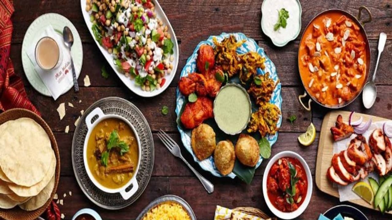 நீங்க ருசிச்சு சாப்பிடும் இந்த உணவுகளில் எவ்வளவு கலோரிகள் இருக்கு தெரியுமா? நீங்க ருசிச்சு சாப்பிடும் இந்த உணவுகளில் எவ்வளவு கலோரிகள் இருக்கு தெரியுமா?