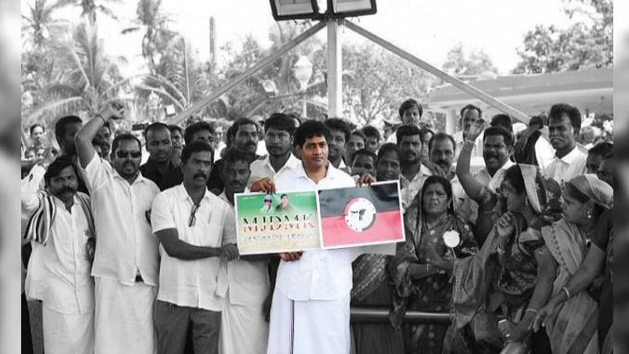 பேரு வெச்சீங்களே! சோறு வெச்சீங்களா மிஸ்டர் மாதவன்? பேரு வெச்சீங்களே! சோறு வெச்சீங்களா மிஸ்டர் மாதவன்?