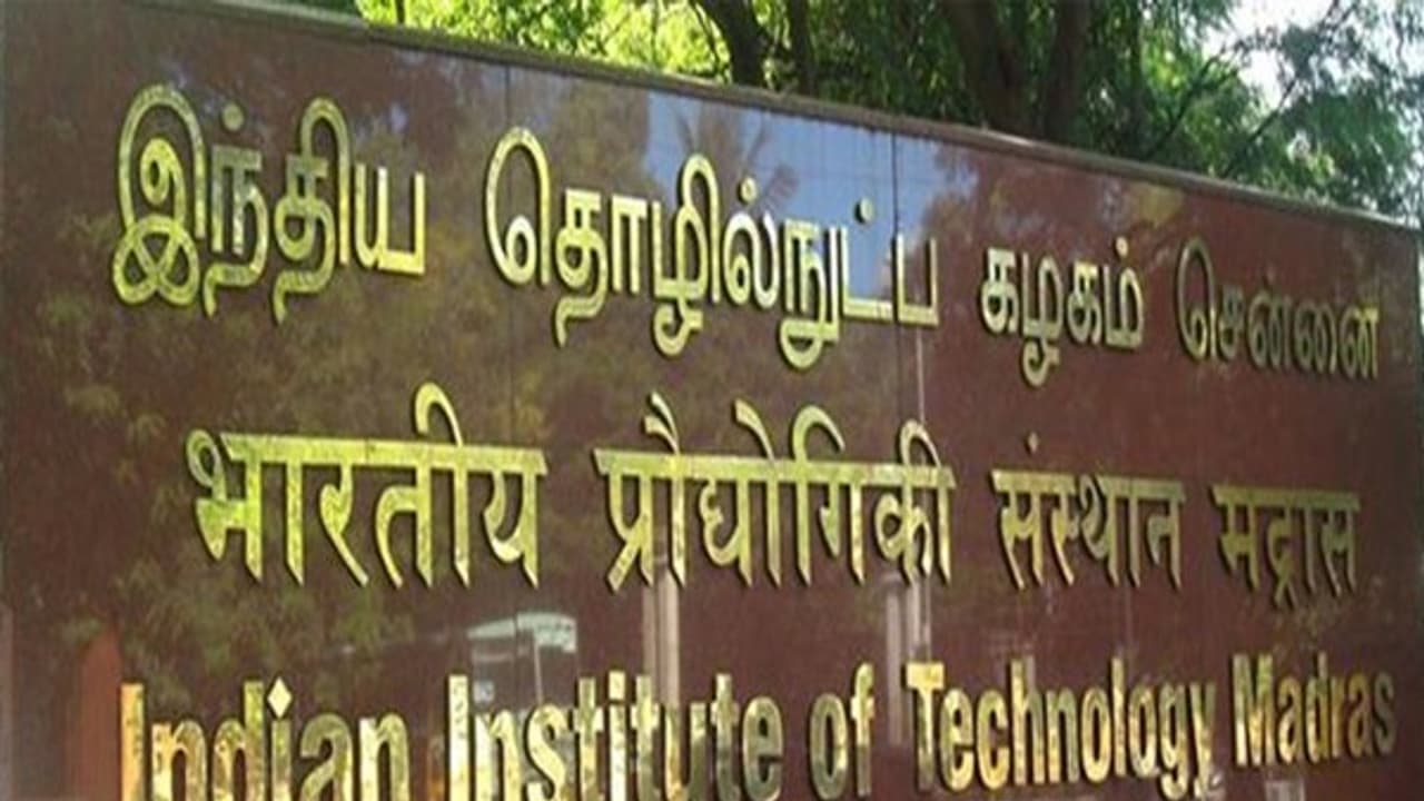 கொரோனா தடுப்பு பணியில் சென்னை மாநகராட்சிக்கு உதவிக்கரம் நீட்டிய சென்னை ஐஐடி