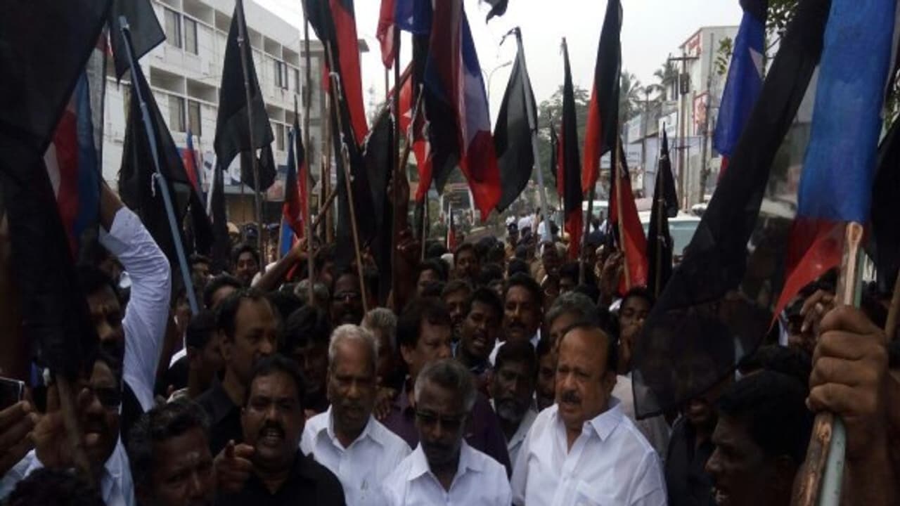 நினைத்ததை சாதித்த திமுக.. ஆய்வு பணியை கைவிட்ட ஆளுநர்..! நினைத்ததை சாதித்த திமுக.. ஆய்வு பணியை கைவிட்ட ஆளுநர்..!