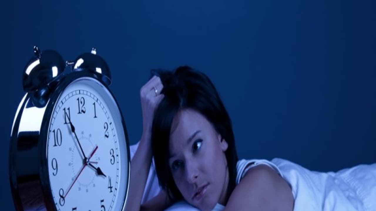 தூங்கும்போது லைட் ஆப் பண்ண மாட்டீங்களா..? அப்படியென்றால் இந்த நோய் நமக்கு தானாம்..! தூங்கும்போது லைட் ஆப் பண்ண மாட்டீங்களா..? அப்படியென்றால் இந்த நோய் நமக்கு தானாம்..!