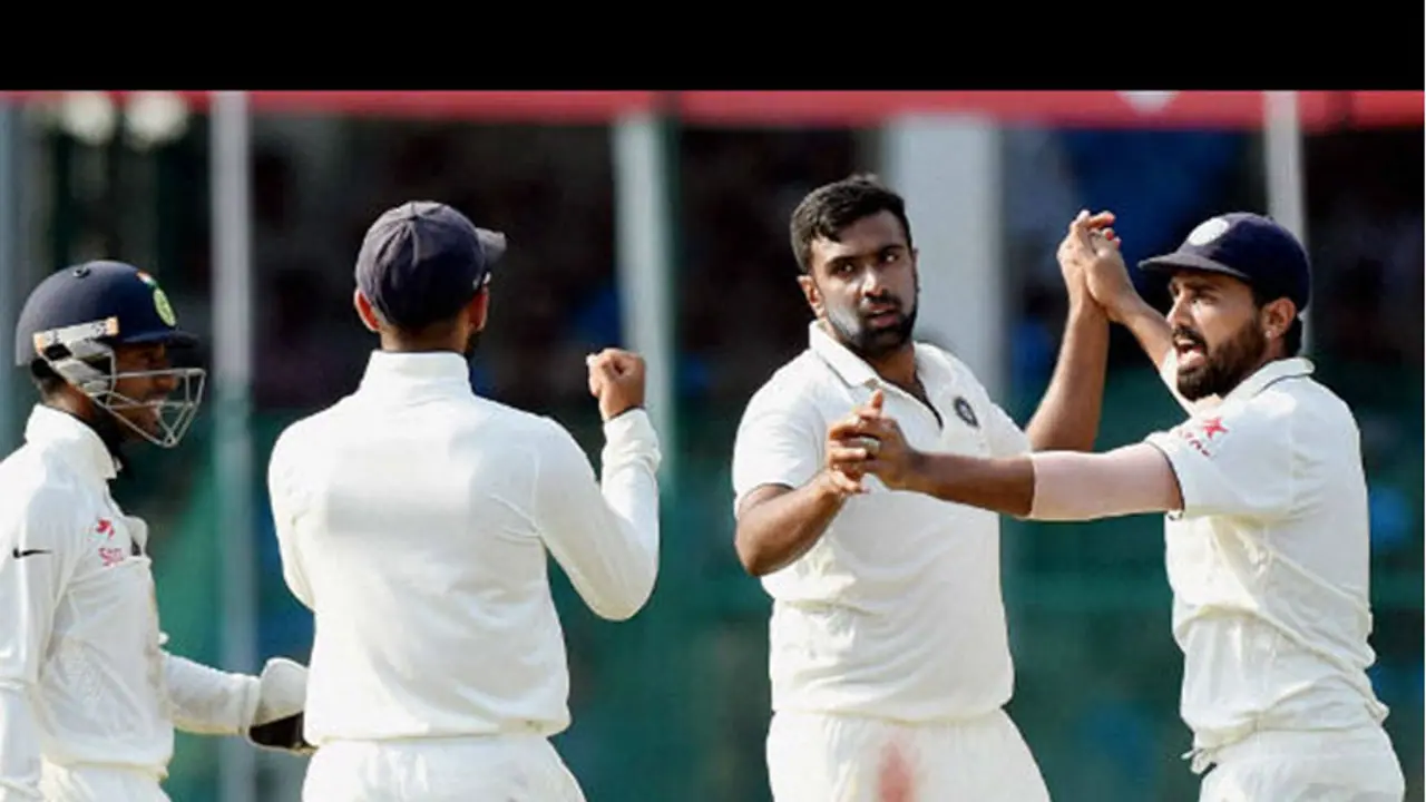 ಕಪಿಲ್ ದಾಖಲೆ ಸರಿಗಟ್ಟಿದ ಅಶ್ವಿನ್ ಕಪಿಲ್ ದಾಖಲೆ ಸರಿಗಟ್ಟಿದ ಅಶ್ವಿನ್