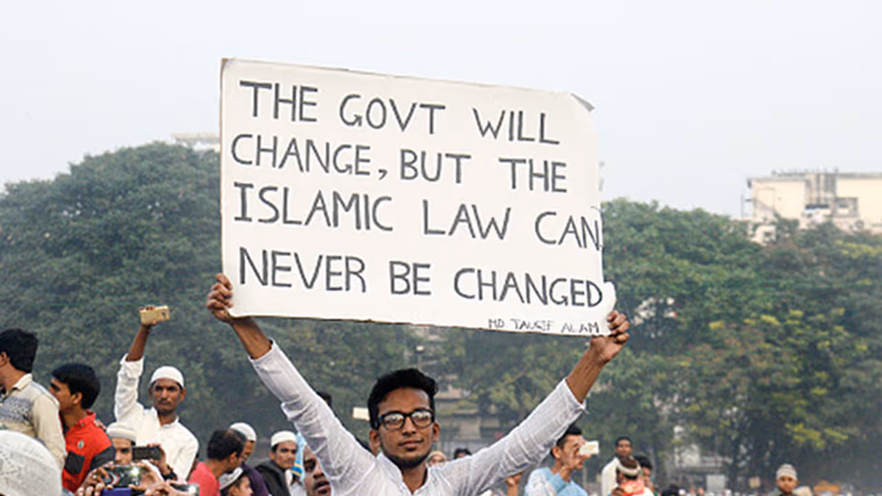 Triple talaq is like death penalty, an abhorrent practice: SC