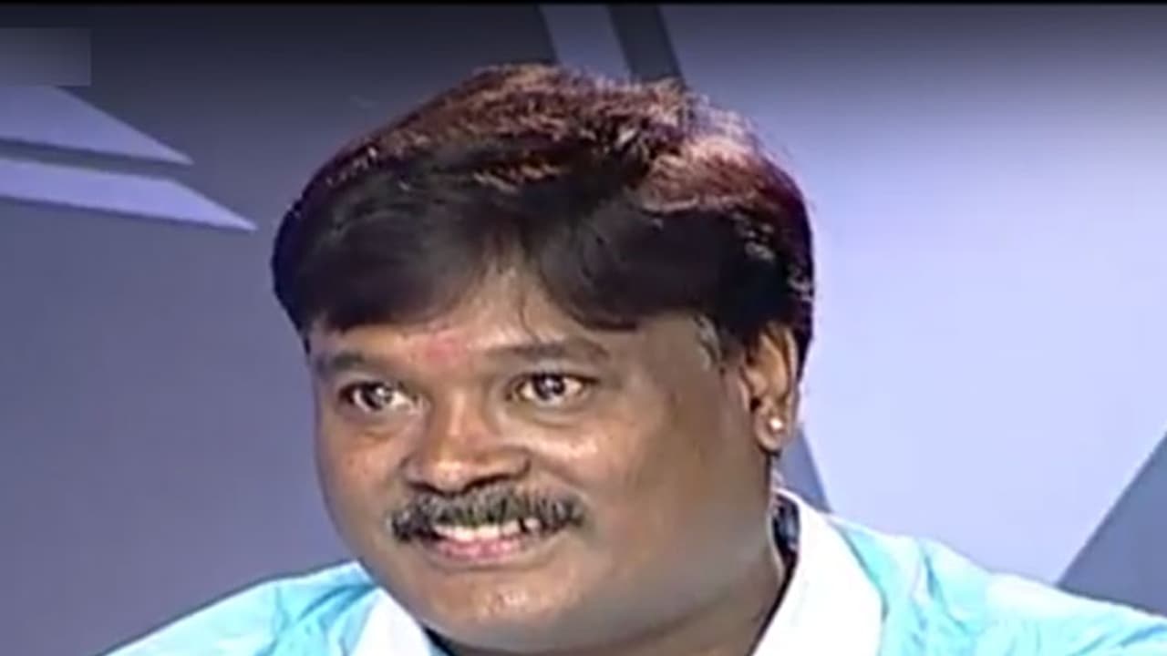 ಸ್ಟಂಟ್ ಮಾಸ್ಟರ್ ರವಿವರ್ಮಾರನ್ನು ನಿಷೇಧಿಸಲು ನಿರ್ಮಾಪಕ ದಯಾಳ್ ಆಗ್ರಹ ಸ್ಟಂಟ್ ಮಾಸ್ಟರ್ ರವಿವರ್ಮಾರನ್ನು ನಿಷೇಧಿಸಲು ನಿರ್ಮಾಪಕ ದಯಾಳ್ ಆಗ್ರಹ