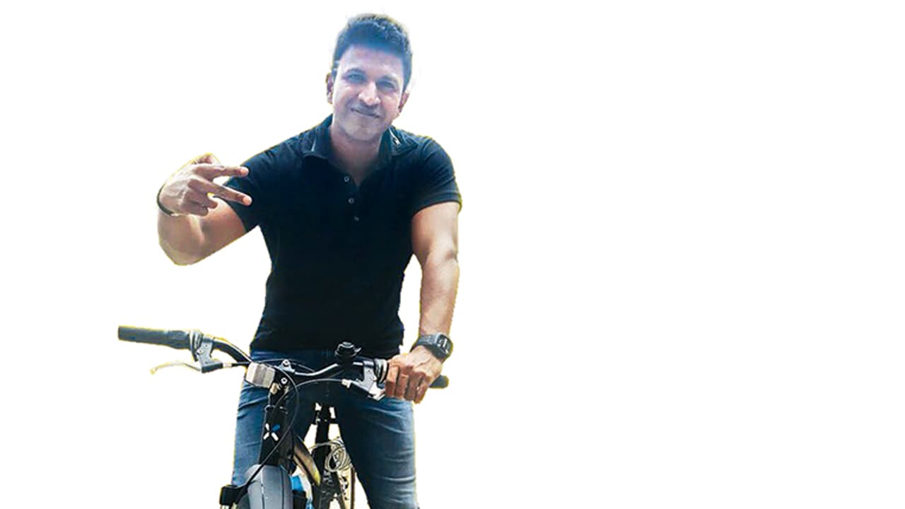 ಸೈಕಲ್ ಜೊತೆ ಪುನೀತ್ ಸೆಲ್ಫಿ; ನೀವೂ ಭಾಗವಹಿಸಿ, ಬಹುಮಾನ ಗೆಲ್ಲಿ ಸೈಕಲ್ ಜೊತೆ ಪುನೀತ್ ಸೆಲ್ಫಿ; ನೀವೂ ಭಾಗವಹಿಸಿ, ಬಹುಮಾನ ಗೆಲ್ಲಿ