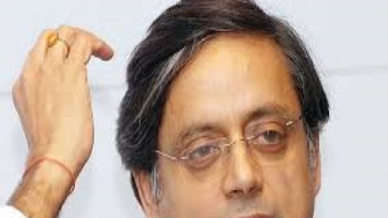 புதிய கல்வி கொள்கையை ஆதரிக்கும் காங்கிரஸ்..! நாடாளுமன்றத்தில் விவாதம் நடத்த வேண்டும் காங்.சசிதரூர்...! புதிய கல்வி கொள்கையை ஆதரிக்கும் காங்கிரஸ்..! நாடாளுமன்றத்தில் விவாதம் நடத்த வேண்டும் காங்.சசிதரூர்...!