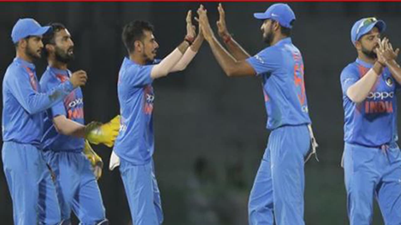 ಬಾಂಗ್ಲವನ್ನು ಸಾಧಾರಣ ಮೊತ್ತಕ್ಕೆ ಕಟ್ಟಿಹಾಕಿದ ಟೀಂ ಇಂಡಿಯಾ ಬಾಂಗ್ಲವನ್ನು ಸಾಧಾರಣ ಮೊತ್ತಕ್ಕೆ ಕಟ್ಟಿಹಾಕಿದ ಟೀಂ ಇಂಡಿಯಾ