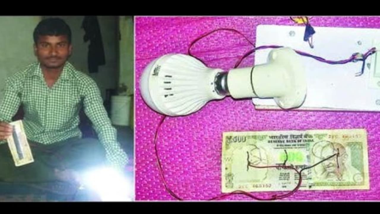 "செல்லாத 500 ரூபாய் நோட்டில் இருந்து மின்சாரம்..!!" மாணவரின் அபார கண்டுபிடிப்பு!!! "செல்லாத 500 ரூபாய் நோட்டில் இருந்து மின்சாரம்..!!" மாணவரின் அபார கண்டுபிடிப்பு!!!