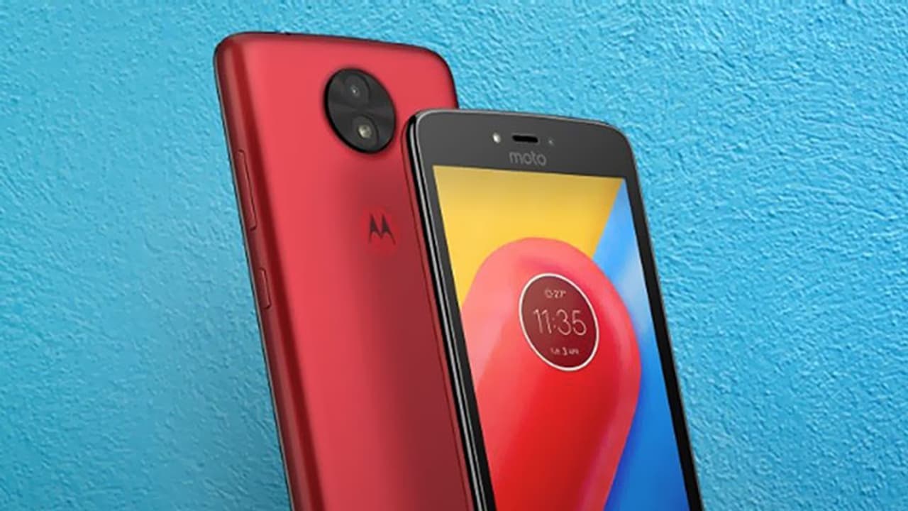Moto C budget phone launched at Rs 5,999: How it compares with Redmi 4 Moto C budget phone launched at Rs 5,999: How it compares with Redmi 4