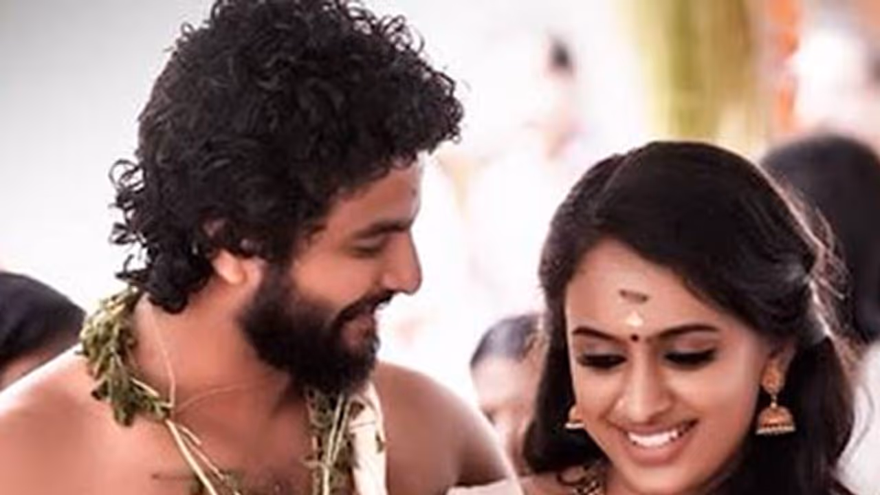 Actor Neeraj Madhav weds Deepthi: Details of the ceremony including a peek into their past Actor Neeraj Madhav weds Deepthi: Details of the ceremony including a peek into their past