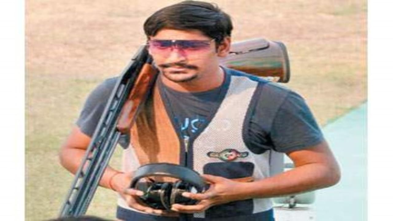 இந்திய வீரருக்கு துப்பாக்கிச் சுடுதலில் தங்கம்; உலக சாதனையும் சமன்… இந்திய வீரருக்கு துப்பாக்கிச் சுடுதலில் தங்கம்; உலக சாதனையும் சமன்…