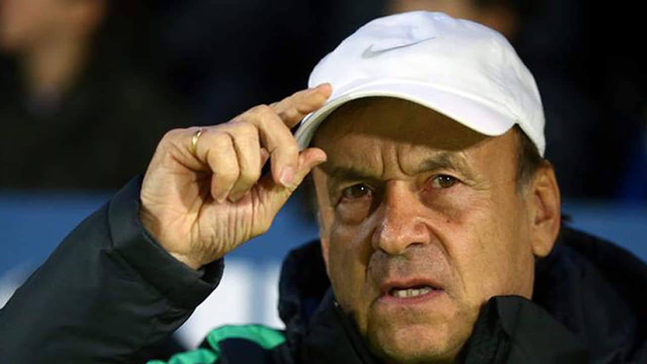 മെസി എന്റ് പ്രിയപ്പെട്ട താരം; എന്നാല് ഒരു അനുകമ്പയും ഇല്ല: നൈജീരിയ കോച്ച് മെസി എന്റ് പ്രിയപ്പെട്ട താരം; എന്നാല് ഒരു അനുകമ്പയും ഇല്ല: നൈജീരിയ കോച്ച്