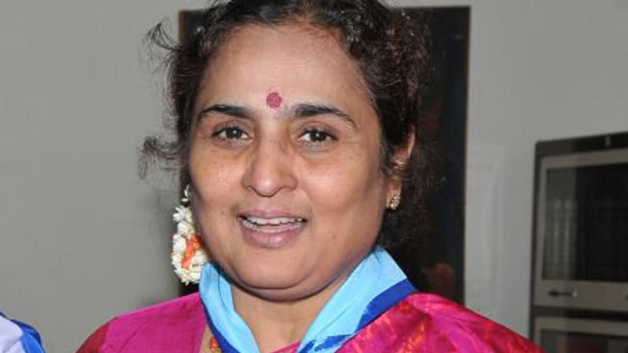 ರತ್ನಪ್ರಭಾ ಸೇವಾವಧಿ ವಿಸ್ತರಣೆಯ ಅಸಲಿ ಕಹಾನಿ ಏನು? ರತ್ನಪ್ರಭಾ ಸೇವಾವಧಿ ವಿಸ್ತರಣೆಯ ಅಸಲಿ ಕಹಾನಿ ಏನು?