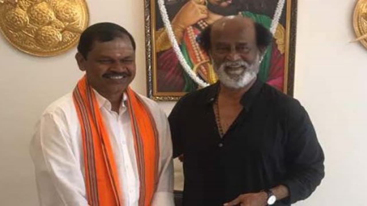 அடுத்தடுத்து அரசியல் பிரமுகர்களை ரஜினி சந்திப்பது ஏன்? அரசியலுக்கு வருவாரா? மாட்டாரா?? அடுத்தடுத்து அரசியல் பிரமுகர்களை ரஜினி சந்திப்பது ஏன்? அரசியலுக்கு வருவாரா? மாட்டாரா??