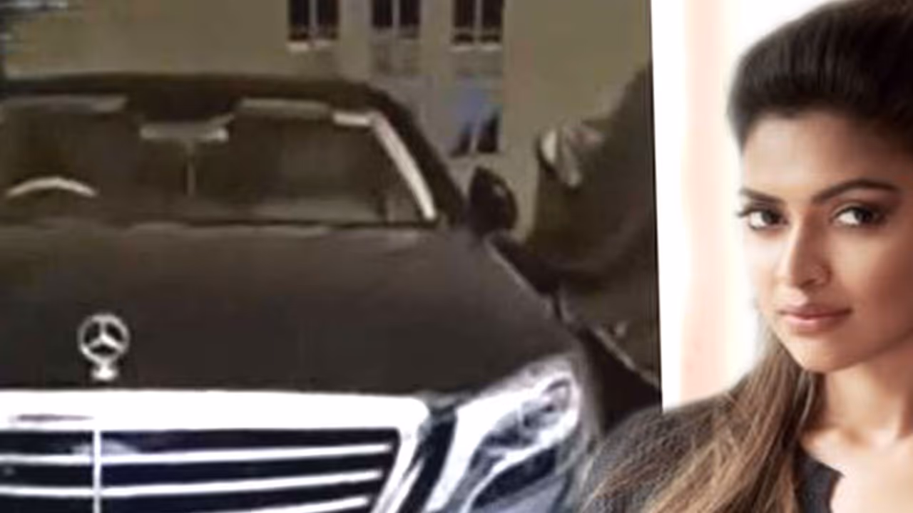 PY registration scam: Actress Amala Paul evaded tax worth Rs 20 lakh, claim reports PY registration scam: Actress Amala Paul evaded tax worth Rs 20 lakh, claim reports