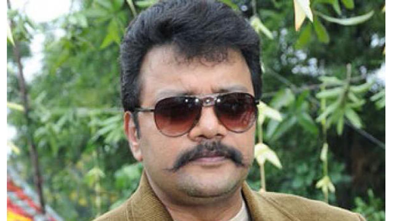 15 ವರ್ಷಗಳ ಬಳಿಕ ಸಾಯಿಕುಮಾರ್ ಮತ್ತೆ ಚುನಾವಣಾ ಕಣಕ್ಕೆ; ಬಾಗೇಪಲ್ಲಿ ವಿಧಾನಸಭಾ ಕ್ಷೇತ್ರದಿಂದ ಸ್ಪರ್ಧೆ 15 ವರ್ಷಗಳ ಬಳಿಕ ಸಾಯಿಕುಮಾರ್ ಮತ್ತೆ ಚುನಾವಣಾ ಕಣಕ್ಕೆ; ಬಾಗೇಪಲ್ಲಿ ವಿಧಾನಸಭಾ ಕ್ಷೇತ್ರದಿಂದ ಸ್ಪರ್ಧೆ