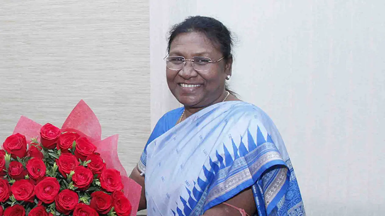 അപ്രതീക്ഷിത നീക്കവുമായി ബിജെപി; ആരാണ് രാഷ്ട്രപതി സ്ഥാനാർഥി ദ്രൗപതി മുർമു അപ്രതീക്ഷിത നീക്കവുമായി ബിജെപി; ആരാണ് രാഷ്ട്രപതി സ്ഥാനാർഥി ദ്രൗപതി മുർമു