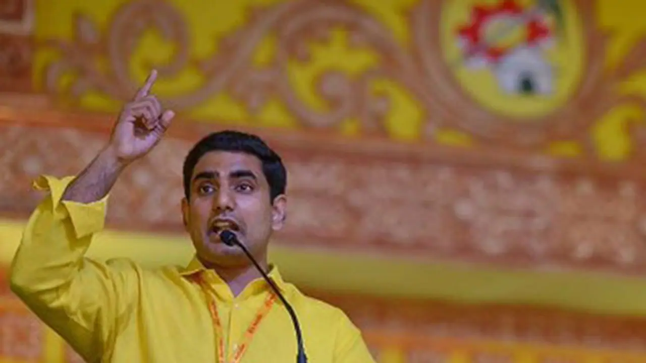 సహజీవనం చేసుకోండంటూ... ఆ పనిలో జగన్ బిజీ: నారా లోకేష్ సంచలనం