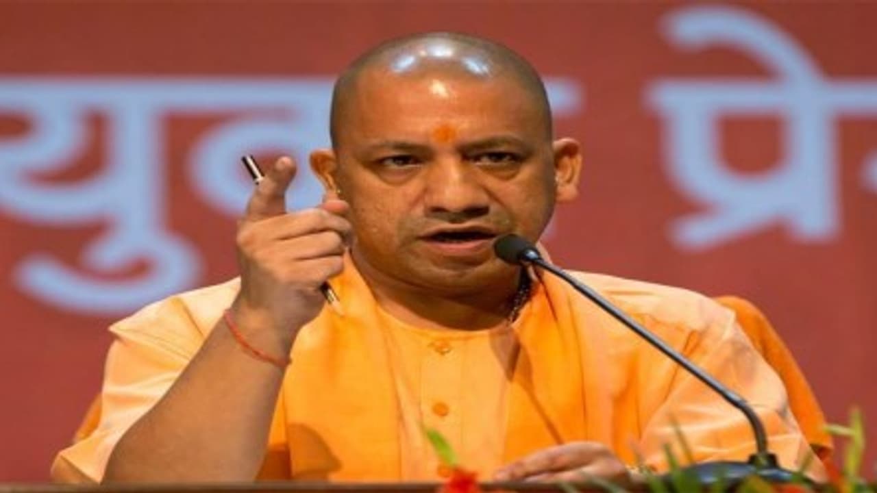 ಚಕ್ಕರ್ ಹಾಕಿದರೆ ಕೆಲಸದಿಂದ ವಜಾ ಚಕ್ಕರ್ ಹಾಕಿದರೆ ಕೆಲಸದಿಂದ ವಜಾ