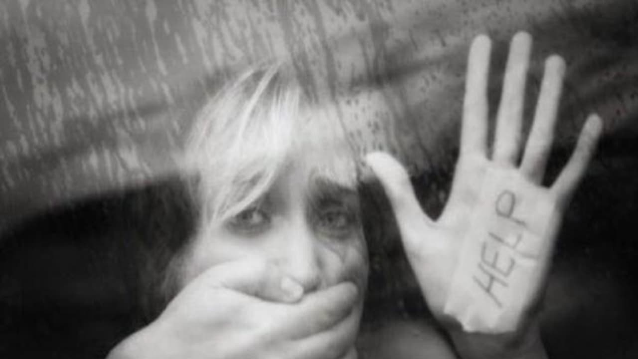 கணவன் கண் முன் மனைவி பலாத்கார முயற்சி! காப்பாற்றப்போன கணவனுக்கு உருட்டுக்கட்டை தாக்குதல்! கணவன் கண் முன் மனைவி பலாத்கார முயற்சி! காப்பாற்றப்போன கணவனுக்கு உருட்டுக்கட்டை தாக்குதல்!