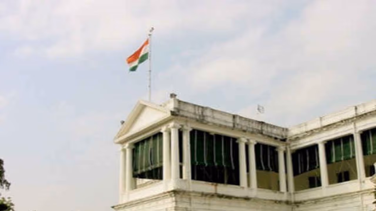 ராஜஸ்தான் ஆளுநர் ஜனநாயகப் படுகொலை... தமிழக ஆளுநர் மாளிகை முன்பு போராட்டம்... காங்கிரஸ் அதிரடி அறிவிப்பு!