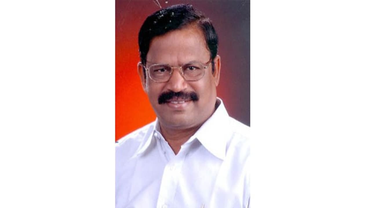 "நீதிமன்றம் சென்றால் ஓட்டெடுப்பு செல்லாது" முன்னாள் துணை சபாநாயகர் திட்டவட்டம் "நீதிமன்றம் சென்றால் ஓட்டெடுப்பு செல்லாது" முன்னாள் துணை சபாநாயகர் திட்டவட்டம்