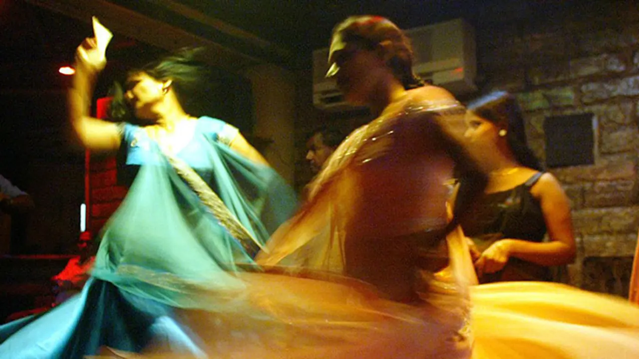No to CCTVs, yes to tips: Supreme Court allows Maharashtra dance bars to continue