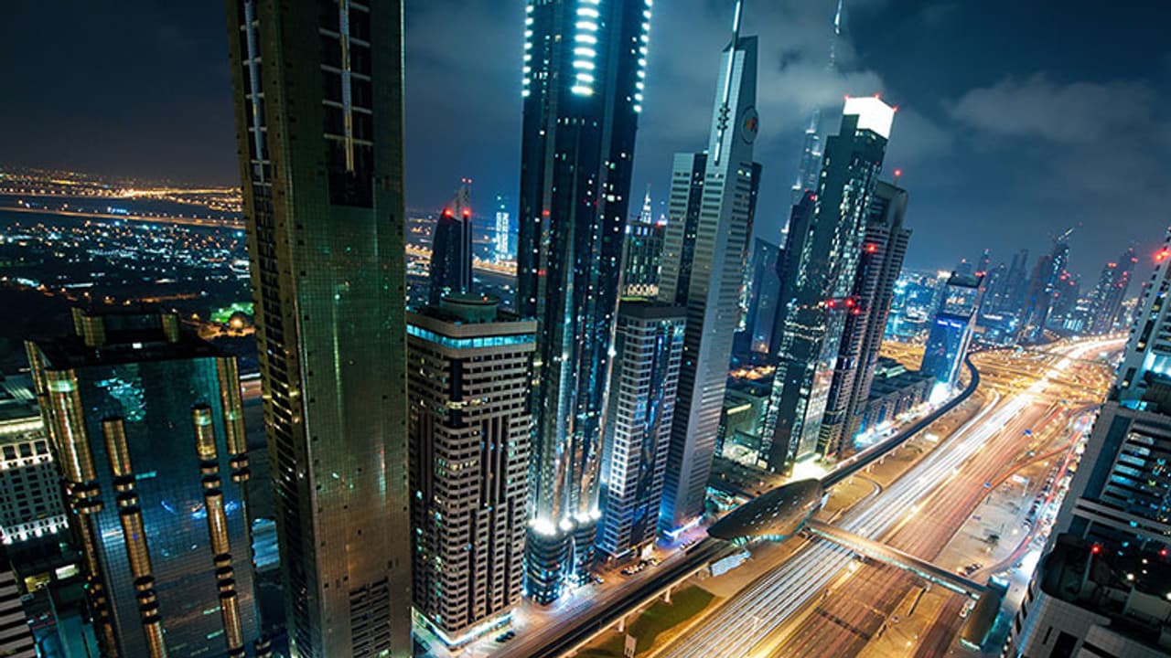 യുഎഇയിലേക്ക് ഇന്ത്യ യാത്രാ വിലക്ക് പ്രഖ്യാപിച്ചെന്ന റിപ്പോര്ട്ടുകള് നിഷേധിച്ച് കോണ്സുലേറ്റ് യുഎഇയിലേക്ക് ഇന്ത്യ യാത്രാ വിലക്ക് പ്രഖ്യാപിച്ചെന്ന റിപ്പോര്ട്ടുകള് നിഷേധിച്ച് കോണ്സുലേറ്റ്