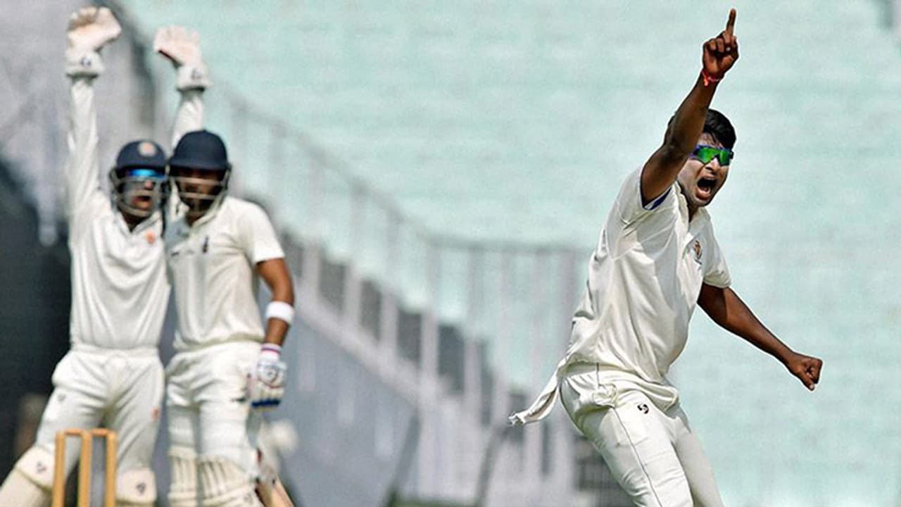 ರಣಜಿ ಟ್ರೋಫಿ ಕ್ವಾರ್ಟರ್ ಫೈನಲ್: ರಾಜಸ್ಥಾನ ವಿರುದ್ಧ ಪಂದ್ಯಕ್ಕೆ ಕರ್ನಾಟಕ ತಂಡ ಪ್ರಕಟ ರಣಜಿ ಟ್ರೋಫಿ ಕ್ವಾರ್ಟರ್ ಫೈನಲ್: ರಾಜಸ್ಥಾನ ವಿರುದ್ಧ ಪಂದ್ಯಕ್ಕೆ ಕರ್ನಾಟಕ ತಂಡ ಪ್ರಕಟ