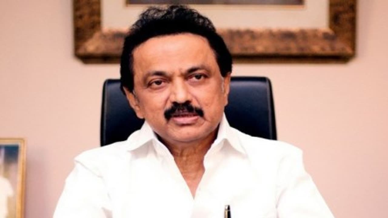 மு.க.ஸ்டாலினுக்கு இன்று அறுவை சிகிச்சை! மு.க.ஸ்டாலினுக்கு இன்று அறுவை சிகிச்சை!