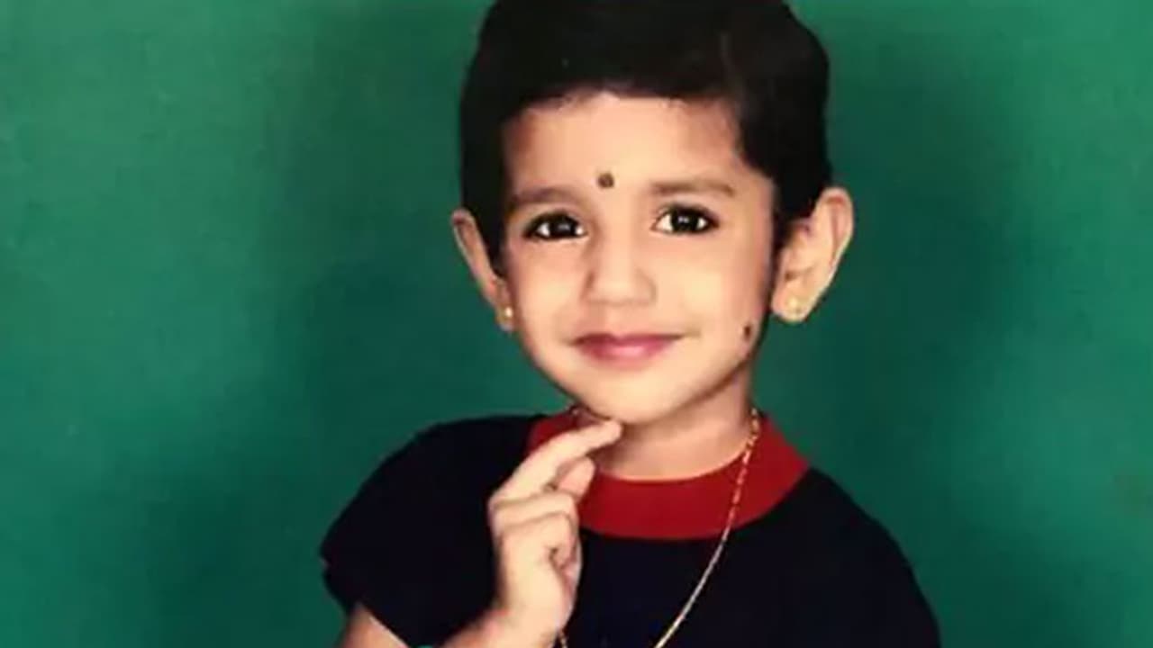 ഇന്സ്റ്റ പടം കണ്ട് നടിയെ തിരിച്ചറിയാമോ? ഇന്സ്റ്റ പടം കണ്ട് നടിയെ തിരിച്ചറിയാമോ?