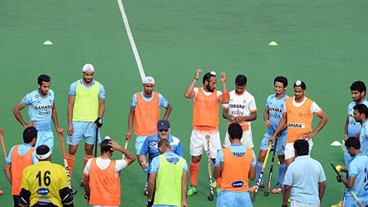 With kit that won't fit, hockey team to skip Rio opening ceremony With kit that won't fit, hockey team to skip Rio opening ceremony