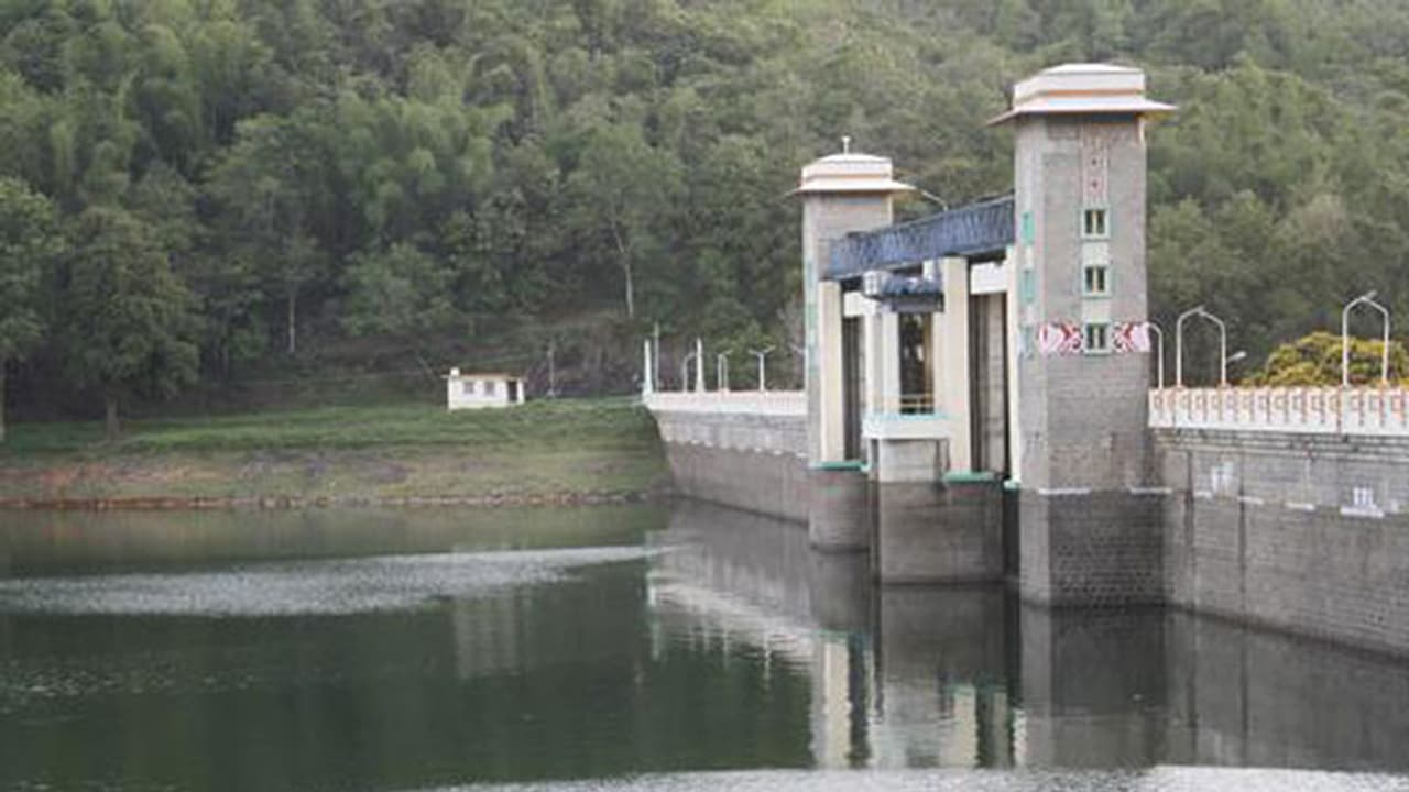 പറമ്പിക്കുളം ആളിയാര് വിഷയത്തിൽ ചര്ച്ചയ്ക്കില്ലെന്ന് തമിഴ്നാട് പറമ്പിക്കുളം ആളിയാര് വിഷയത്തിൽ ചര്ച്ചയ്ക്കില്ലെന്ന് തമിഴ്നാട്