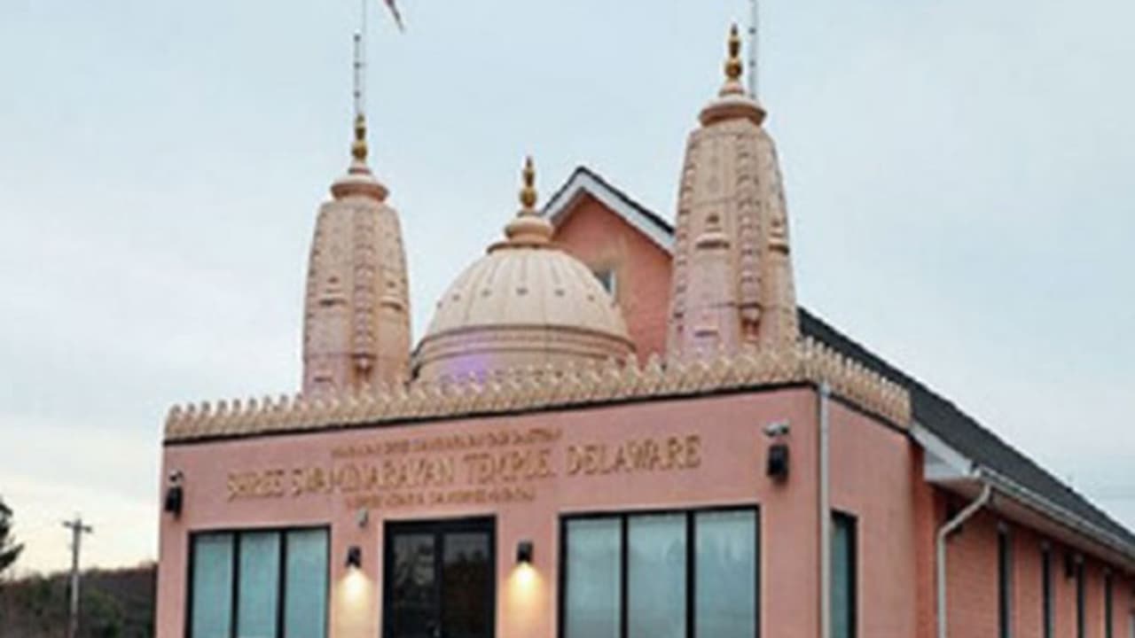 അമേരിക്കയില് ക്രൈസ്തവ ദേവാലയം മതംമാറി അമ്പലമായി അമേരിക്കയില് ക്രൈസ്തവ ദേവാലയം മതംമാറി അമ്പലമായി