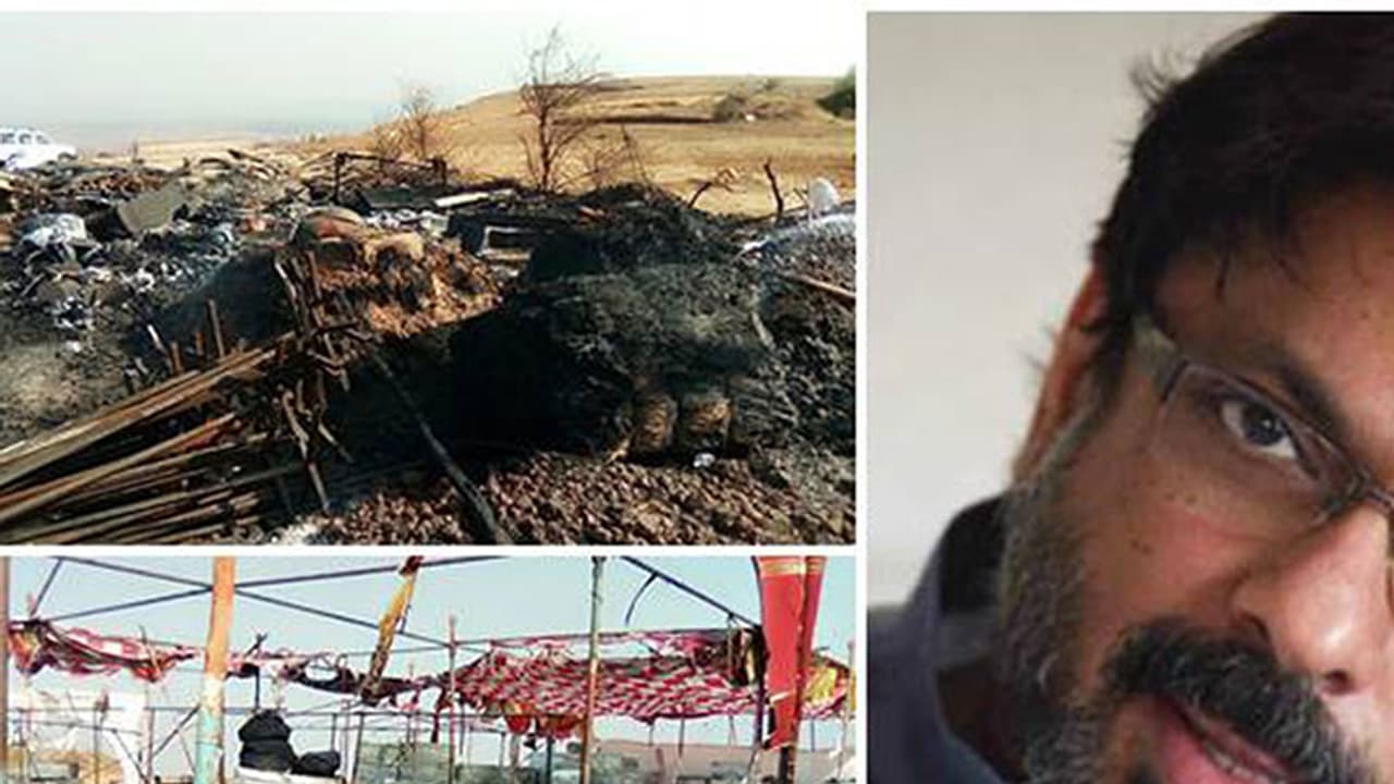 'പദ്മാവതി'യുടെ കൂറ്റന് സെറ്റിനു നേരെ പെട്രോള് ബോംബ് ആക്രമണം 'പദ്മാവതി'യുടെ കൂറ്റന് സെറ്റിനു നേരെ പെട്രോള് ബോംബ് ആക്രമണം