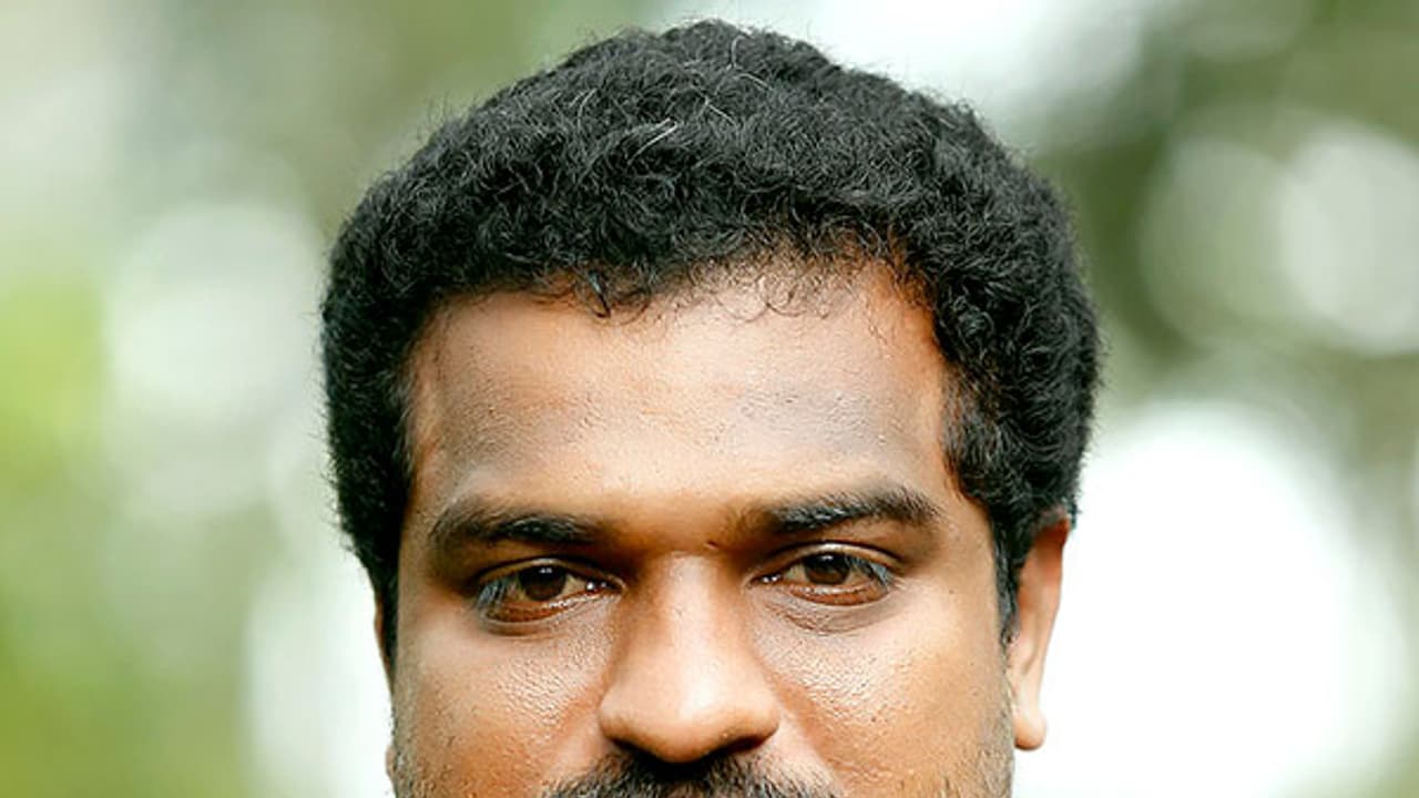 ദിലീഷ് പോത്തൻ മോഹൻലാലിന്റെ വില്ലൻ! ദിലീഷ് പോത്തൻ മോഹൻലാലിന്റെ വില്ലൻ!