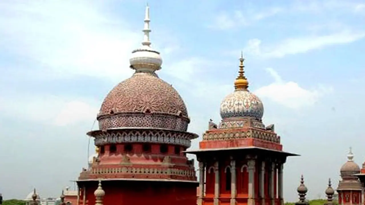 Tamil Nadu idol theft cases: 2 ministers involved, special officer tells Madras HC Tamil Nadu idol theft cases: 2 ministers involved, special officer tells Madras HC