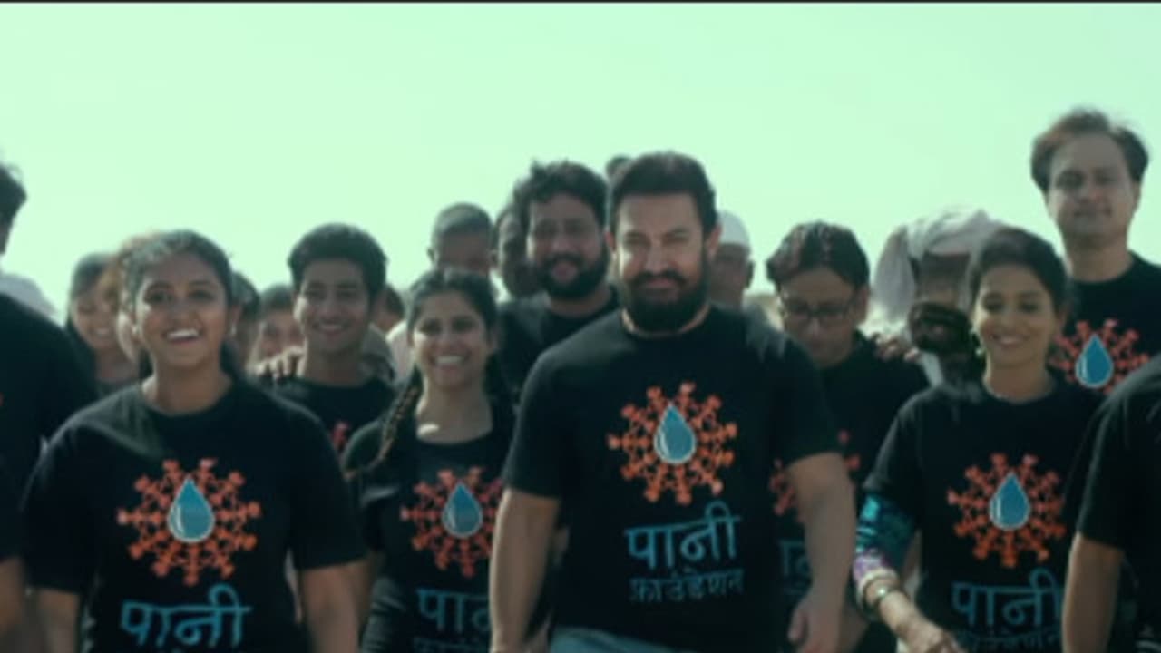 দুবছরের টার্গেটে এক আস্ত বনভূমি তৈরি, পানীর প্রকল্পে মুগ্ধ আমির, শেয়ার করলেন ভিডিও দুবছরের টার্গেটে এক আস্ত বনভূমি তৈরি, পানীর প্রকল্পে মুগ্ধ আমির, শেয়ার করলেন ভিডিও