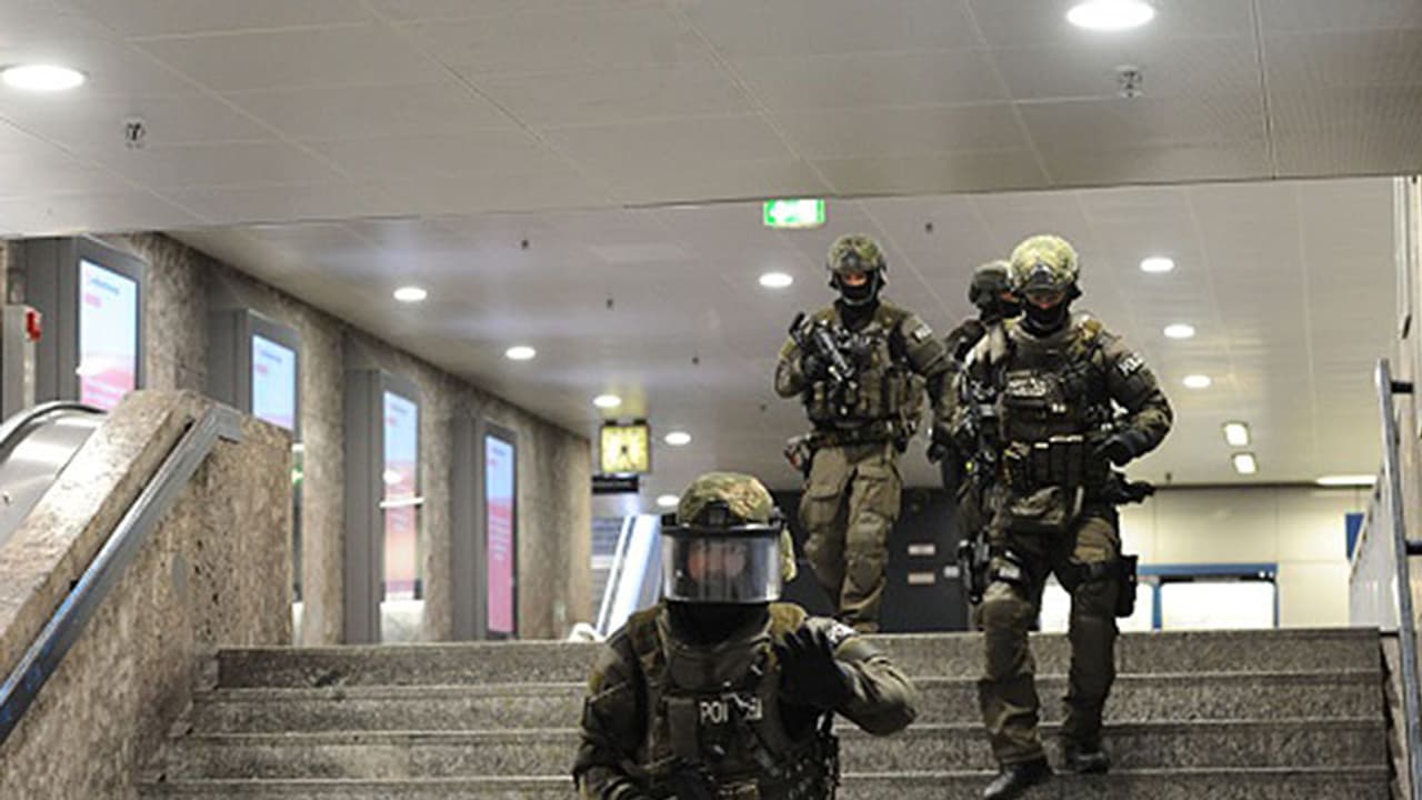 Munich mass murderer mentally ill, not linked to ISIS Munich mass murderer mentally ill, not linked to ISIS