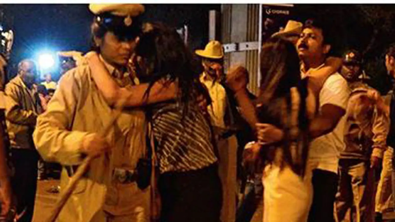 How safe are women in Bengaluru? How safe are women in Bengaluru?