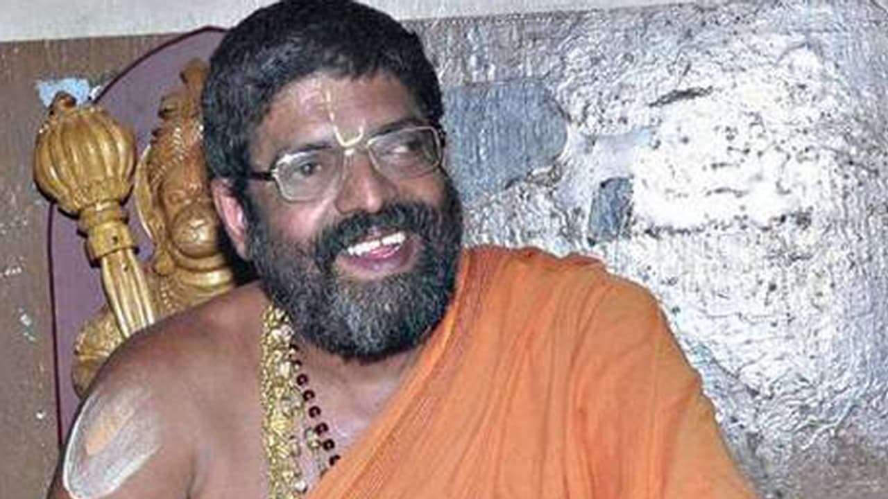 ನ್ಯಾಯಾಲಯದ ಮೊರೆ ಹೋದ ಶಿರೂರು ಶ್ರೀ ನ್ಯಾಯಾಲಯದ ಮೊರೆ ಹೋದ ಶಿರೂರು ಶ್ರೀ