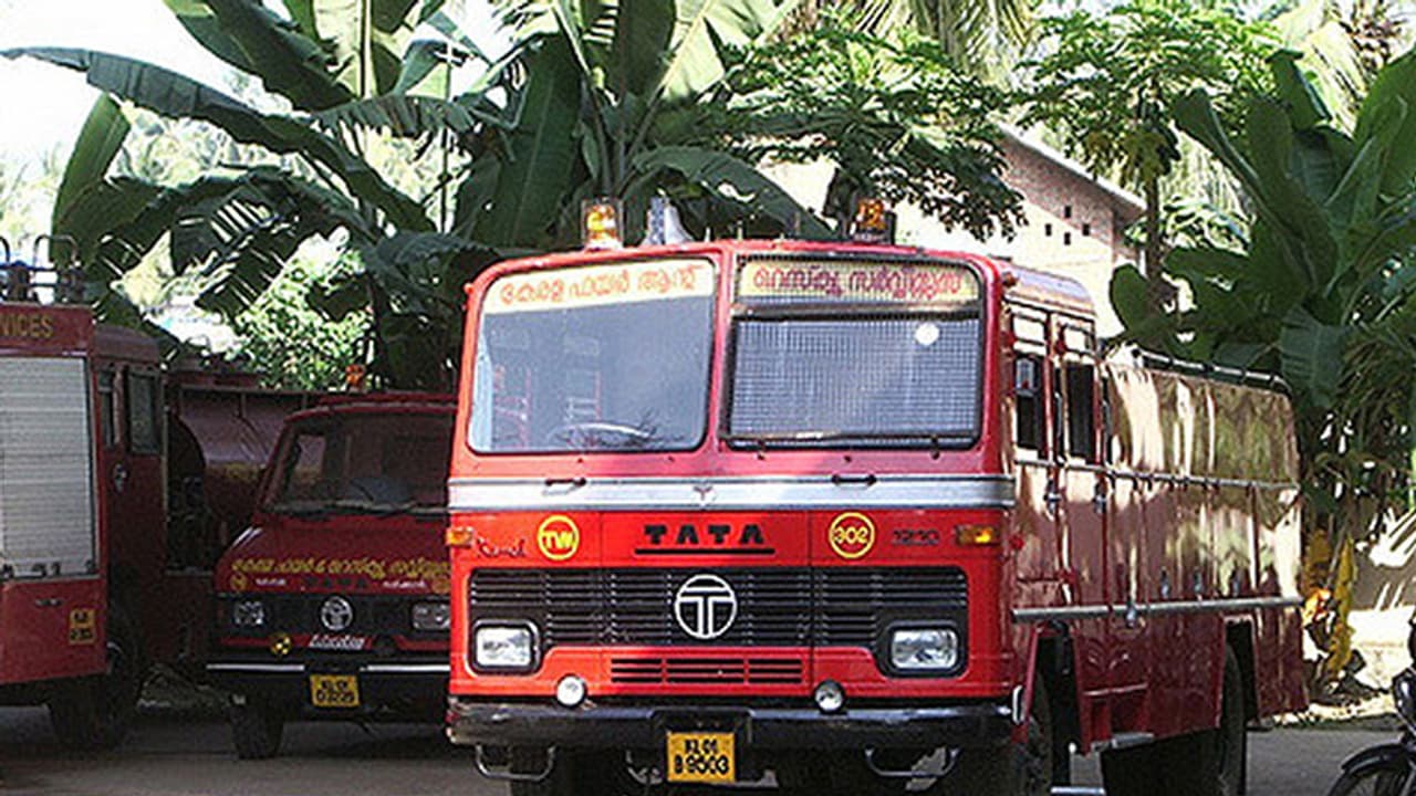 ആംബുലന്‍സ് സേവനം ലഭിച്ചില്ല, പാഞ്ഞെത്തി ഫയര്‍ഫോഴ്സ്; ഒന്നരവയസുകാരിയുടെ ജീവന്‍ രക്ഷിച്ചു