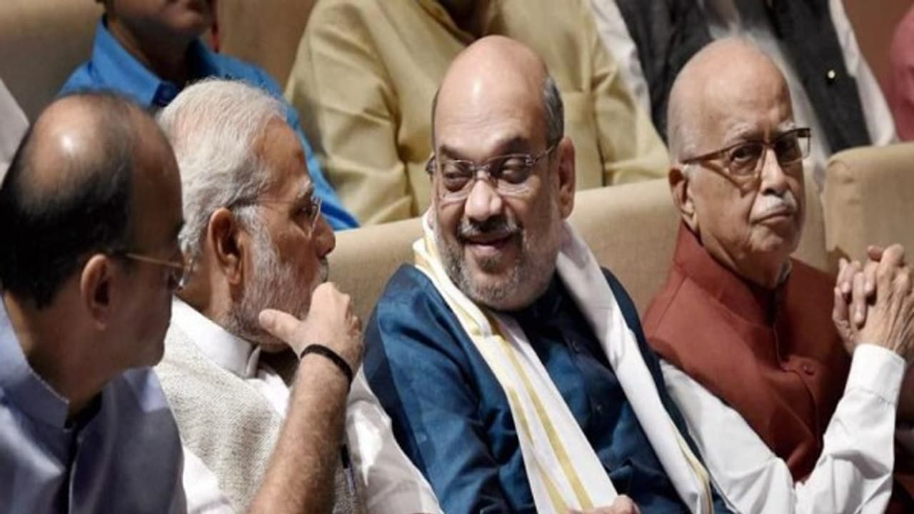 bjp president candidate: குடியரசுத் தலைவர் வேட்பாளர் யார்? பாஜக நாடாளுமன்ற குழு இன்று கூடி ஆலோசனை? bjp president candidate: குடியரசுத் தலைவர் வேட்பாளர் யார்? பாஜக நாடாளுமன்ற குழு இன்று கூடி ஆலோசனை?